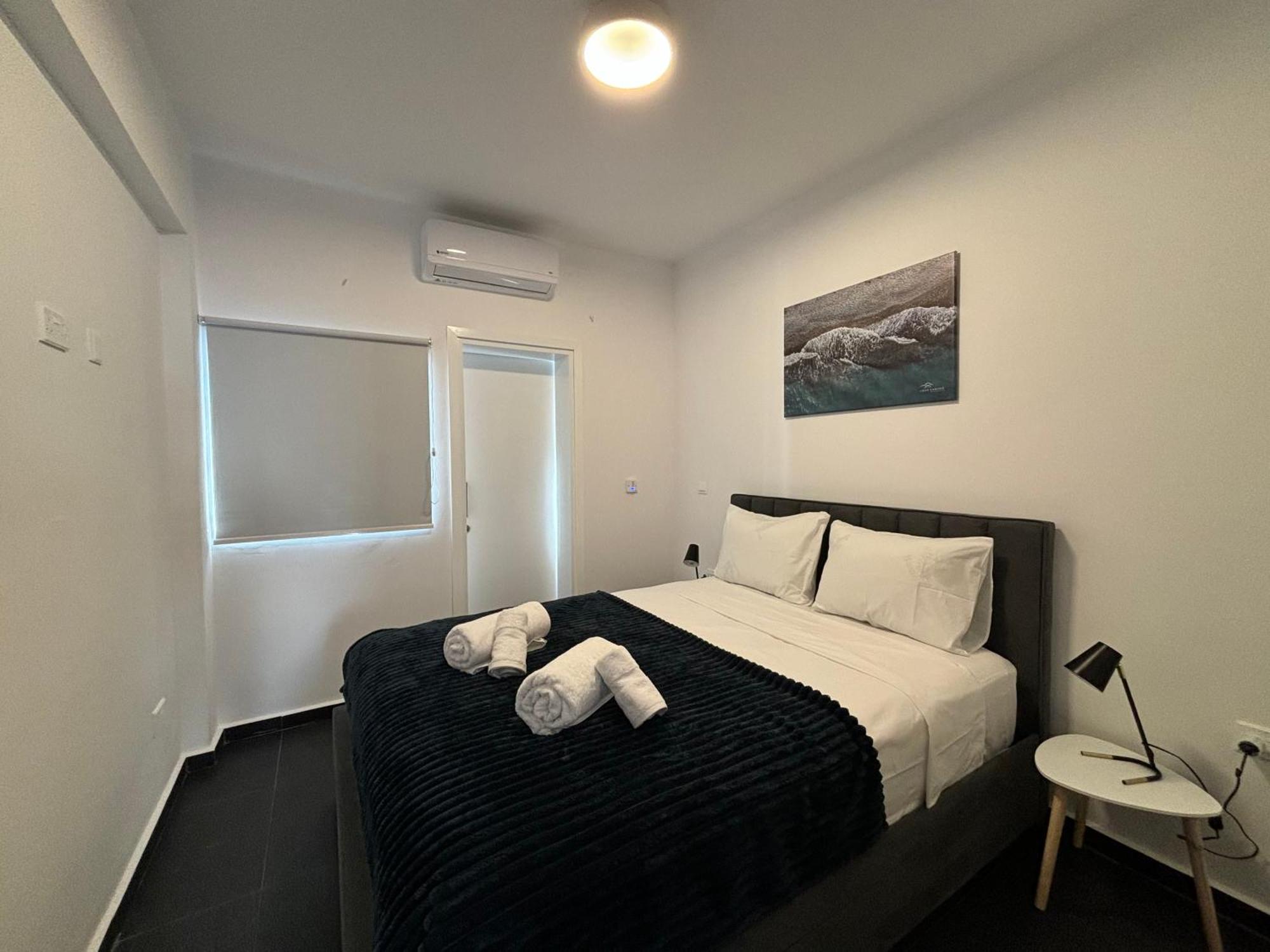 Venus Seaview 2b, Rooftop, Prime Location, Apartament